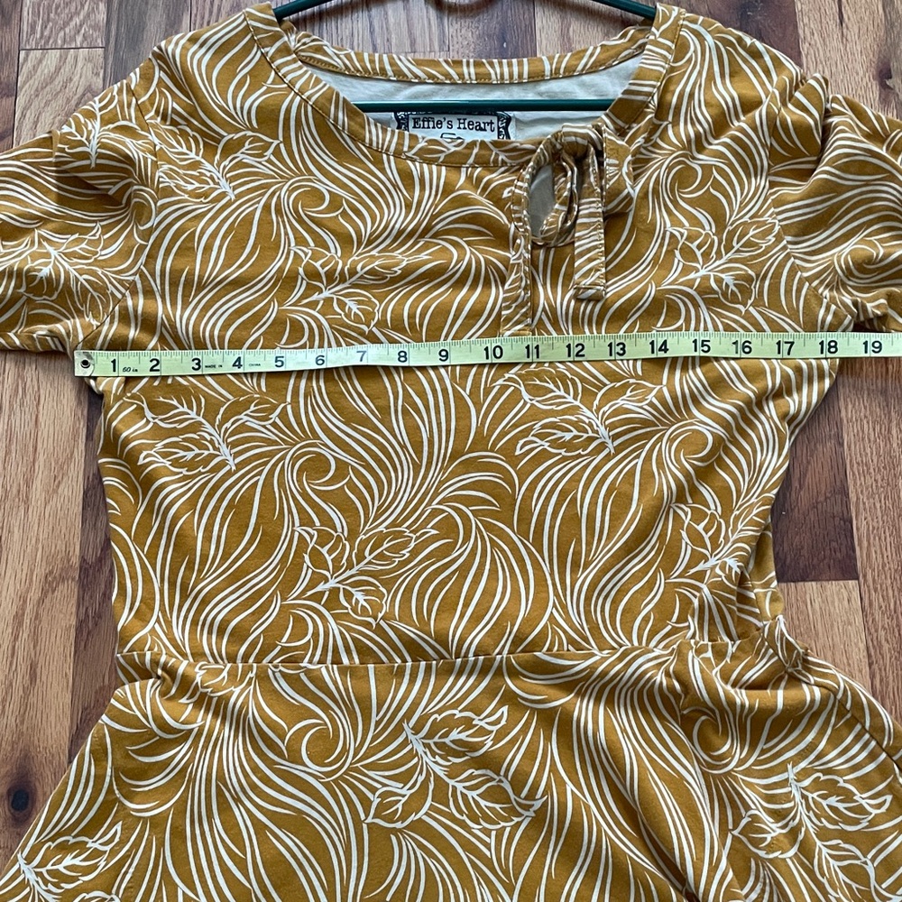 Beautiful Jersey Knit Casual Dress in Straw color - Picture 7 of 8